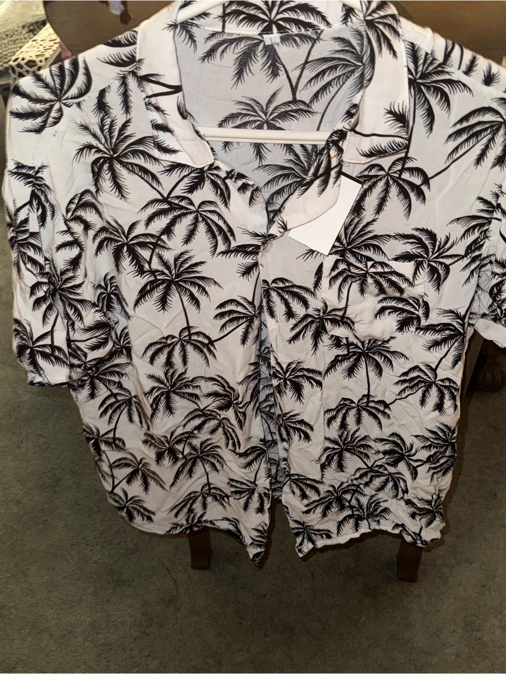 Unbranded Black and White Hawaiian Shirt